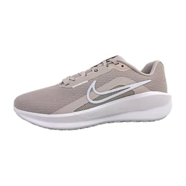 Nike Downshifter 13, Sneaker Mujer, Violeta Platino/Blanco-Fotón D, 36 EU