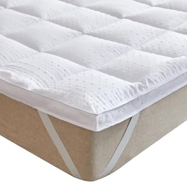 Bedecor Sobrecolchon de Microfibra 150x200, Muy Suave y Comodo Cubre Colchon con Diseño Antideslizante, 3D Massage Bubbles Lujoso Topper 150x190/200