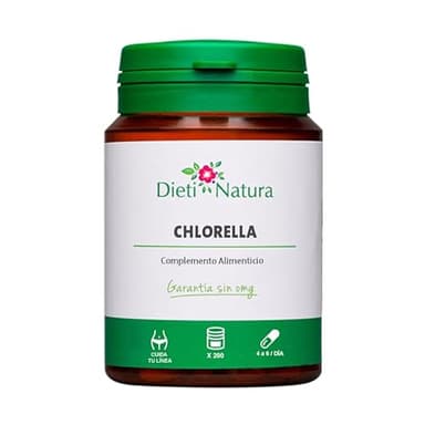Dieti Natura Chlorella 200 Cápsulas - Chlorella Alto Contenido de Clorofila - Fuente de Nutrientes - Propiedades Desintoxicantes Esenciales - para el Funcionamiento del Hígado y de la Flora Intestinal